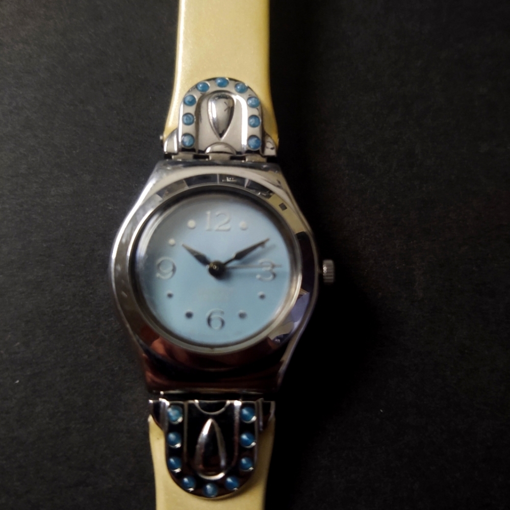 Women's swatch irony